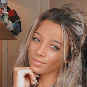 Meet your Posher, Savannah